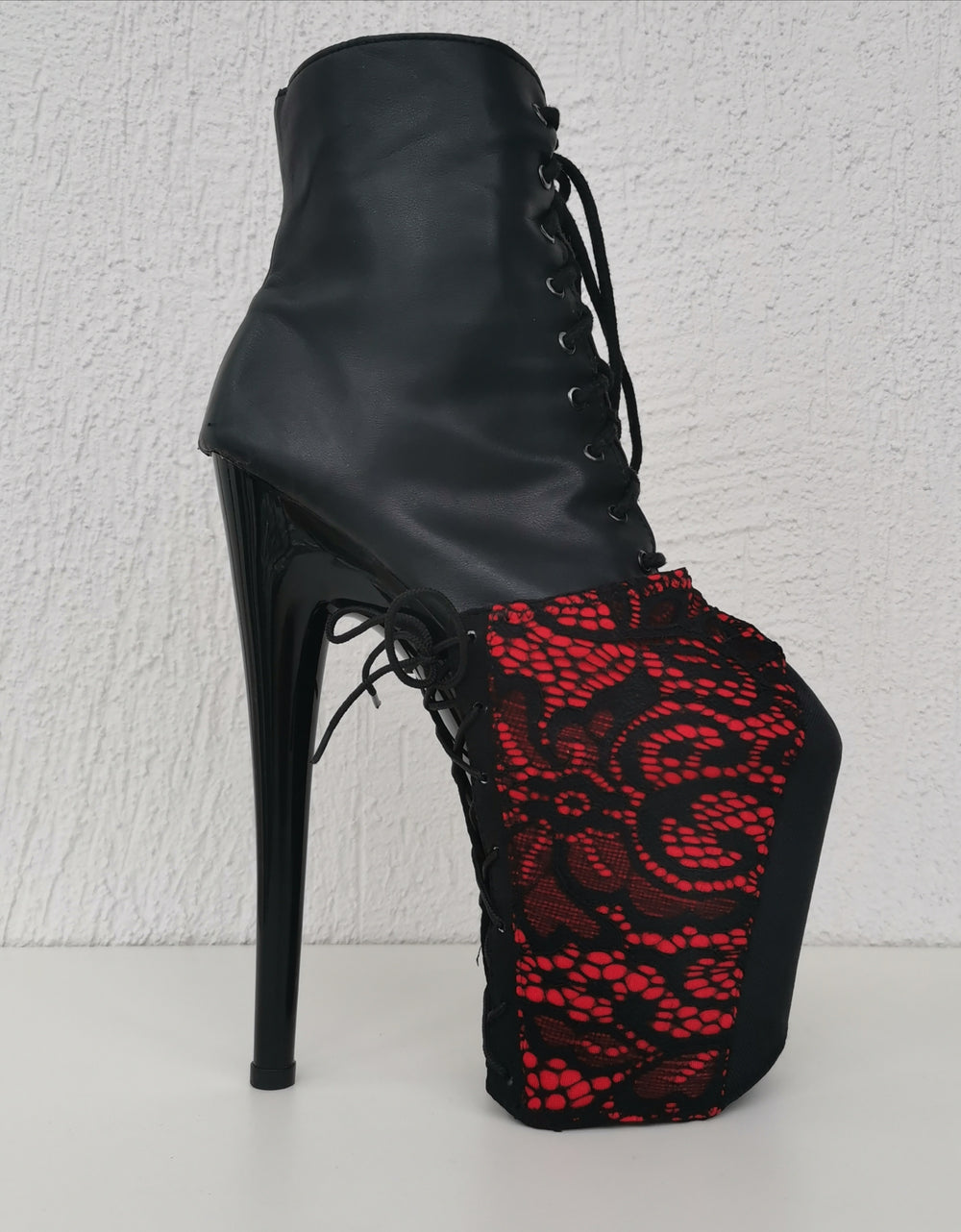 Z PLANET Platform Protectors - Lacey Red with Laces